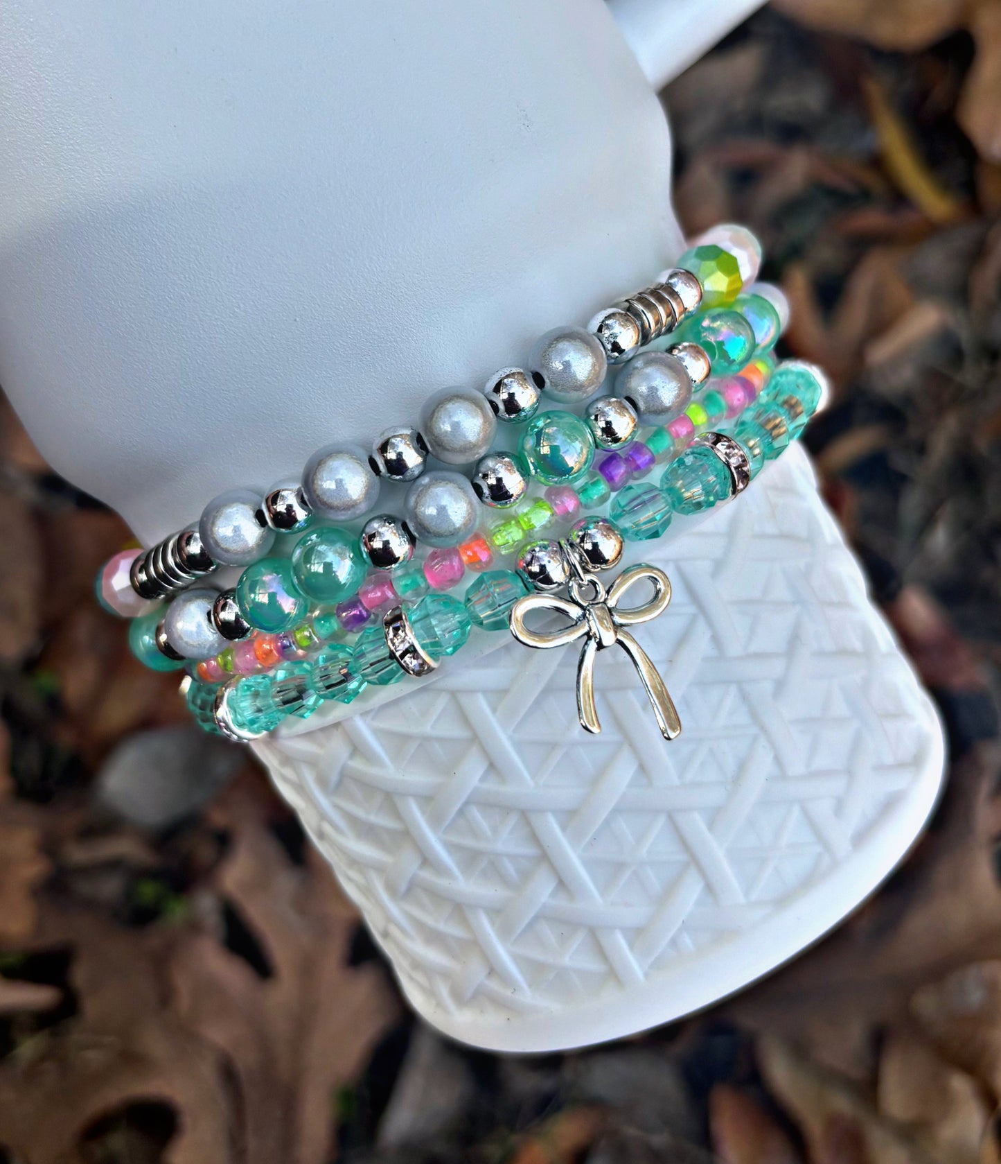 Bracelets en forme de tasse de chewing-gum