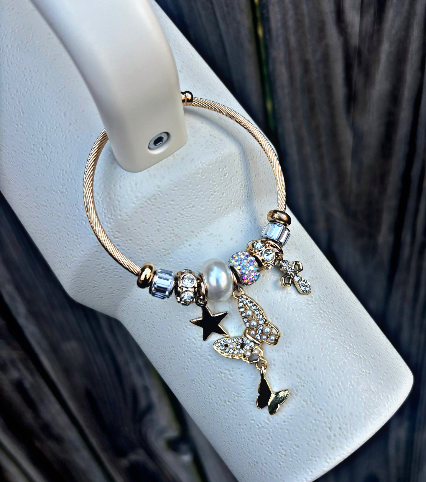 Bracelet à breloques avec anse de tasse Golden Girl