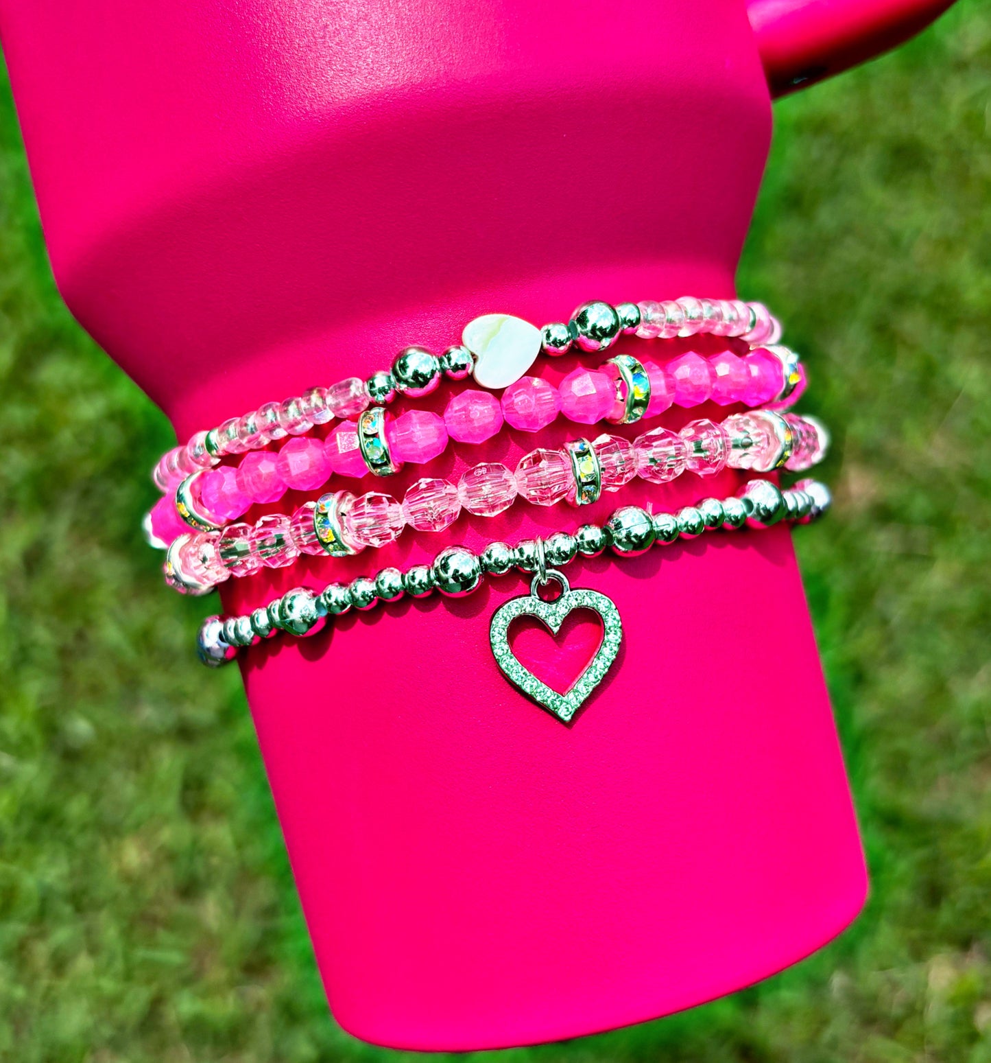 Bracelets en forme de pot de coeurs