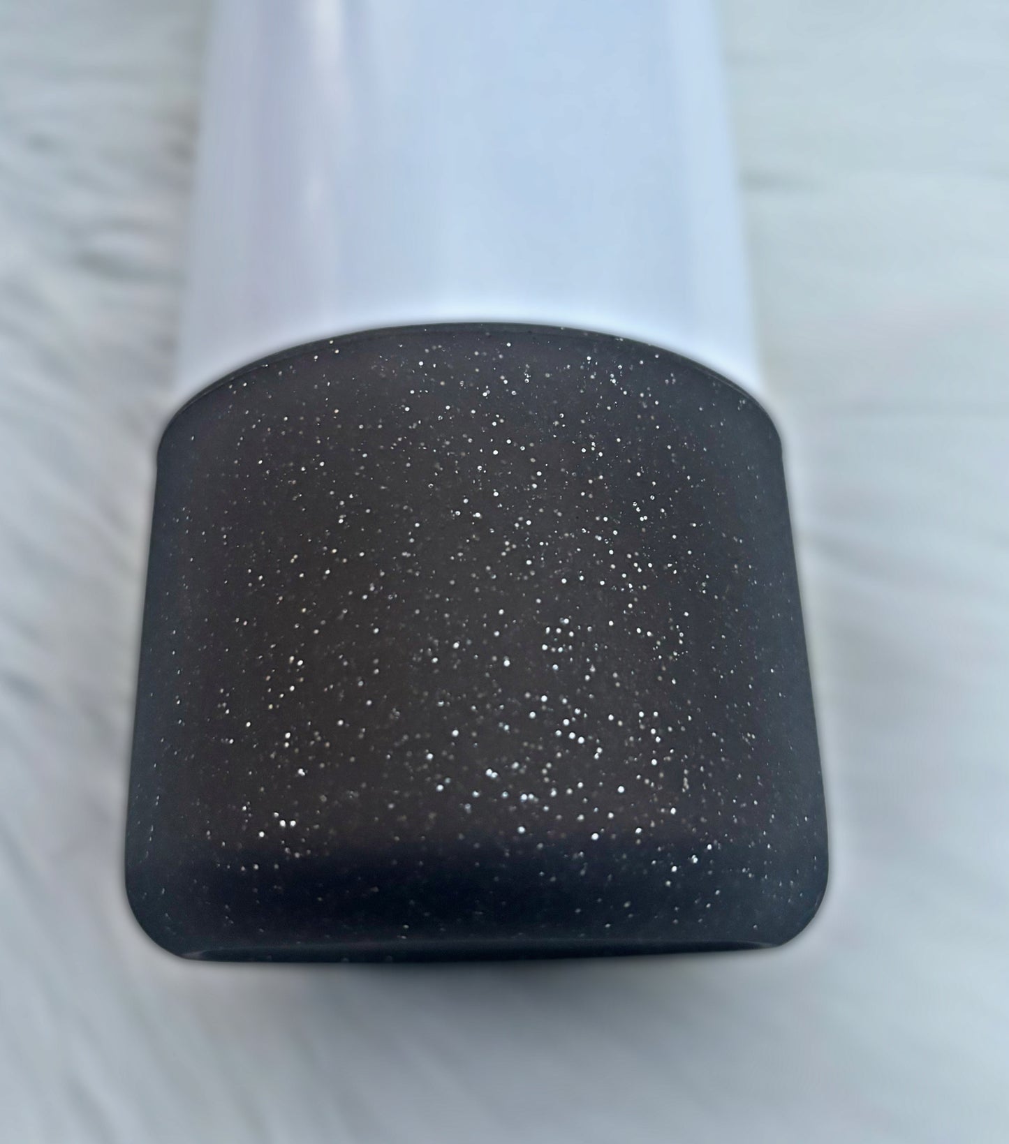 Botte en silicone Owala à paillettes noires Galaxy