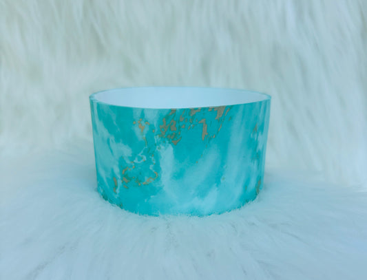 Botte en silicone turquoise et or. Accessoires de la Coupe Stanley.
