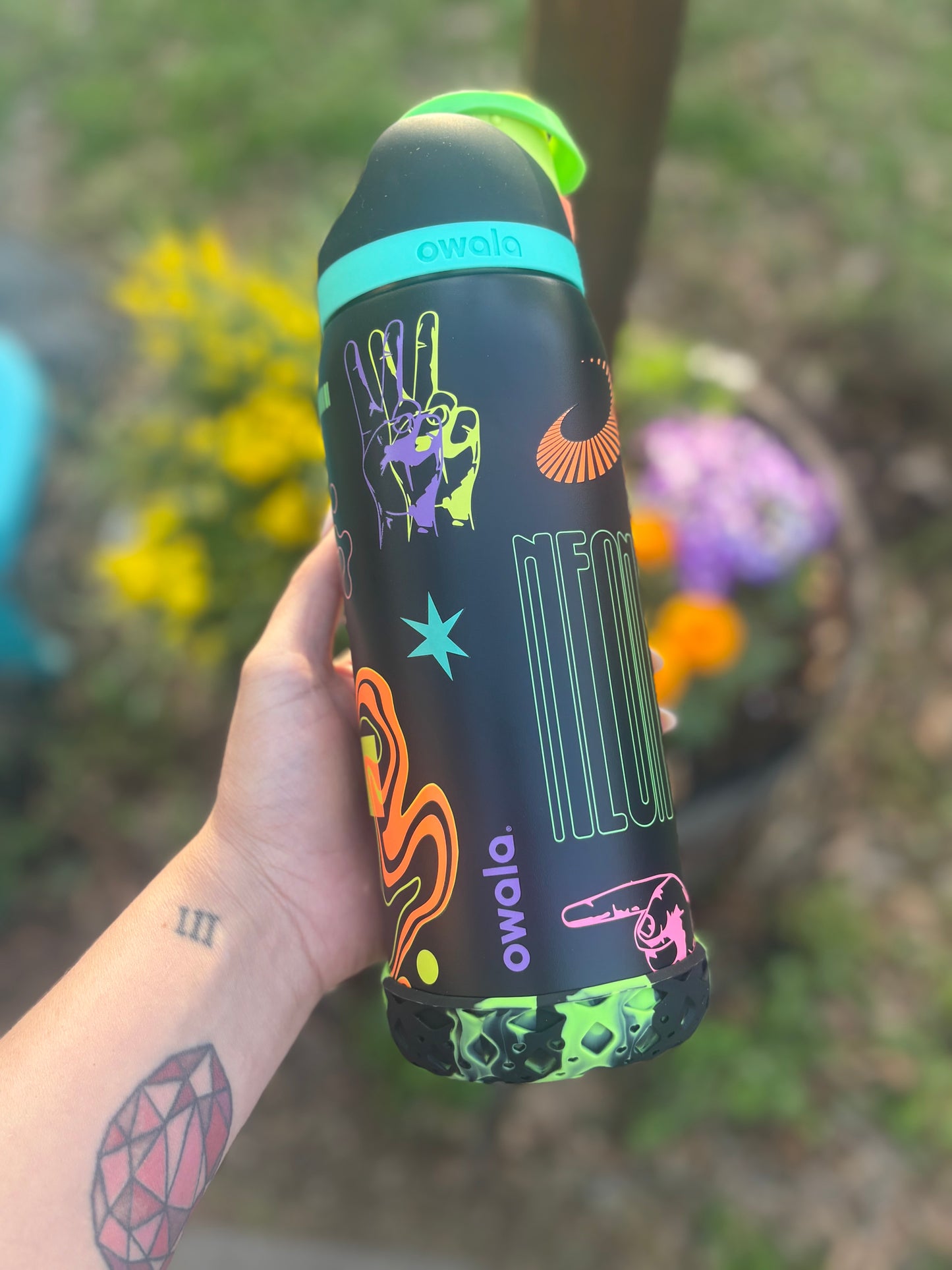 All Systems Glow 32oz Freesip Limited Edition