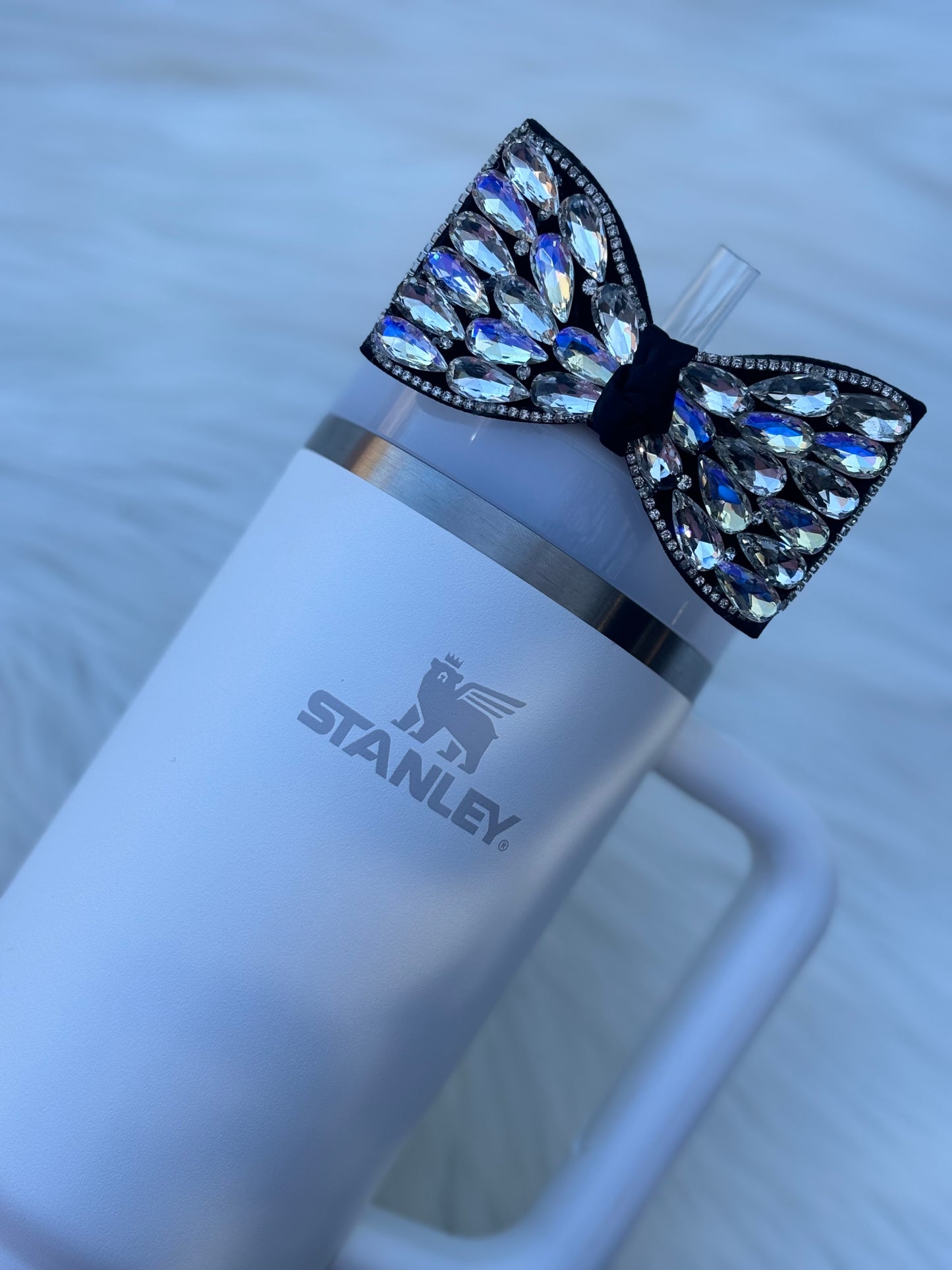 Topper de paille avec nœud en diamant méga noir