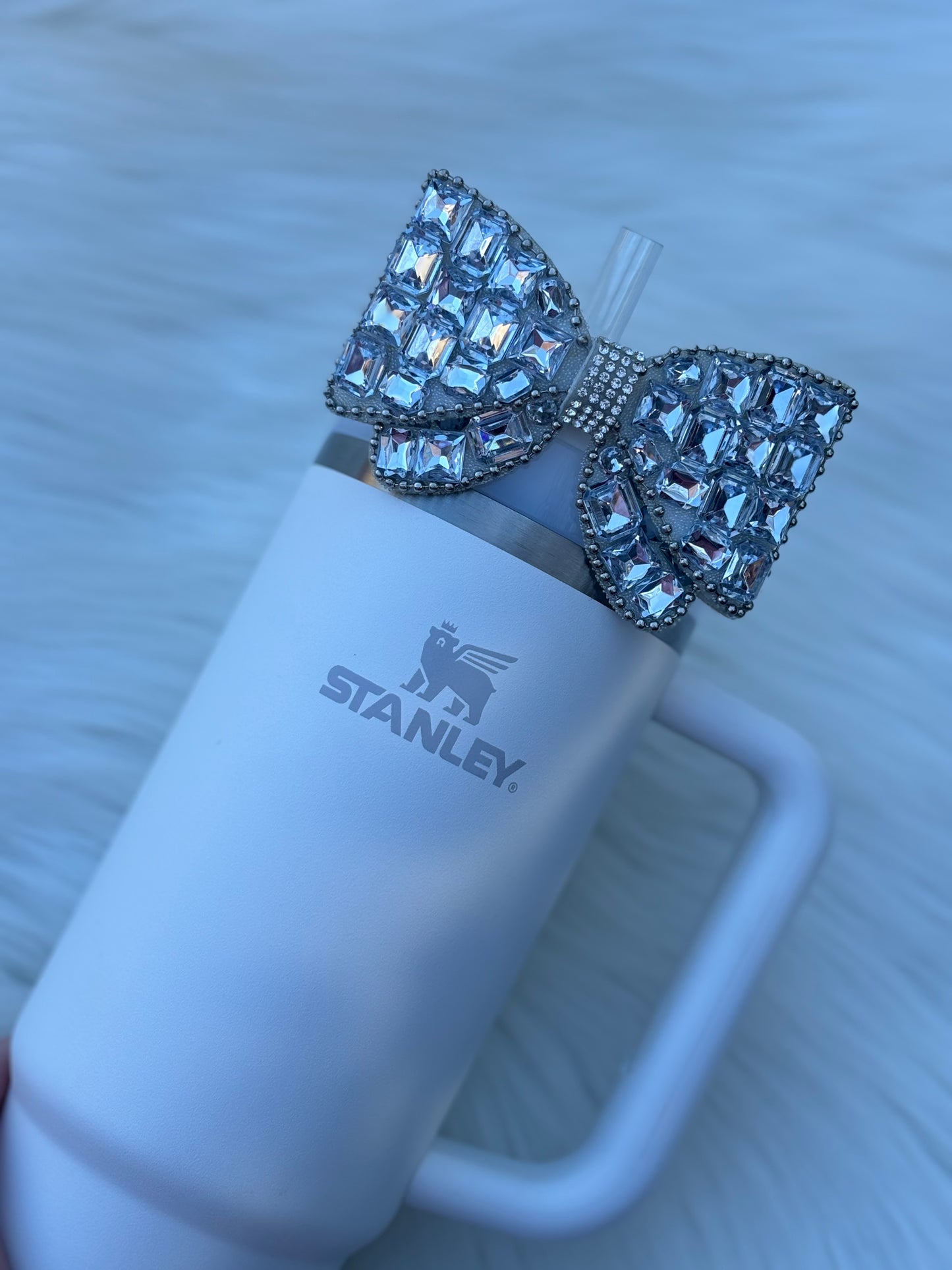 Topper de paille avec nœud en diamant Silver Lux