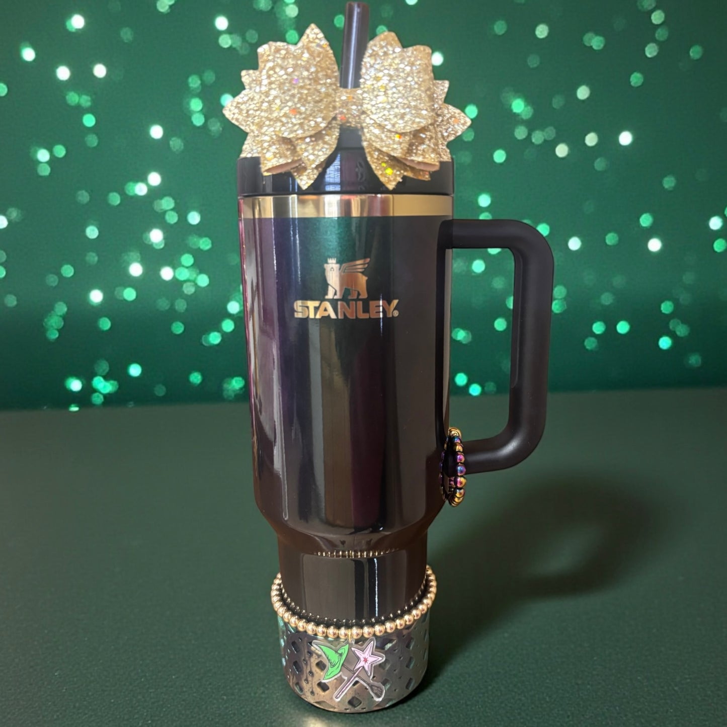 Bracelet coupe-vent en tricot avec bonnet. Un seul bracelet.