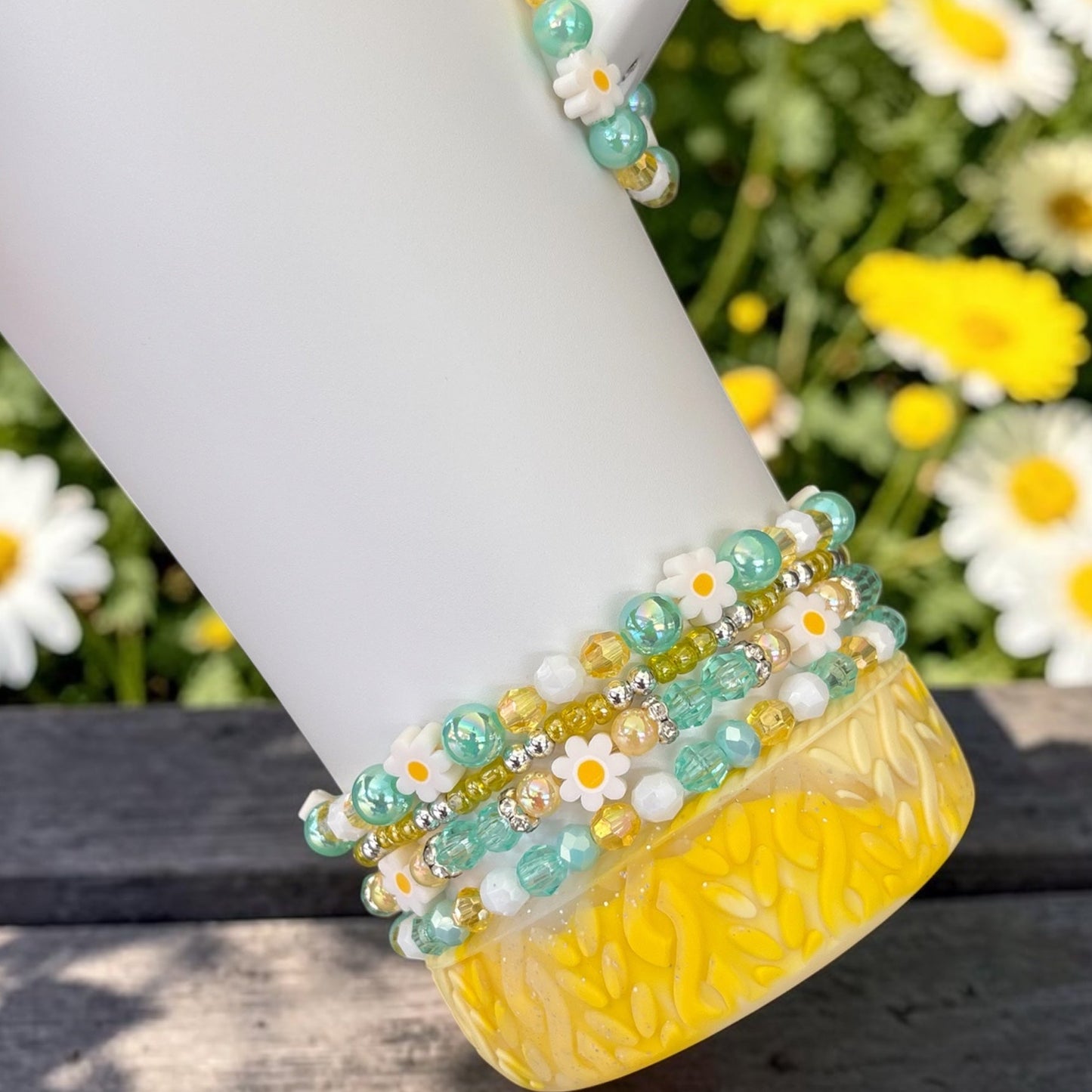 Daisy Ice Shaker Bracelets Wrist or Tumbler