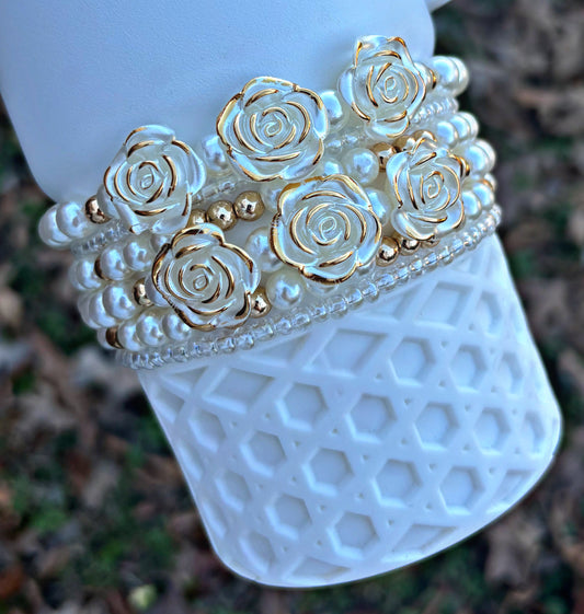 Full Bloom Cup Bracelets Pearl & Gold