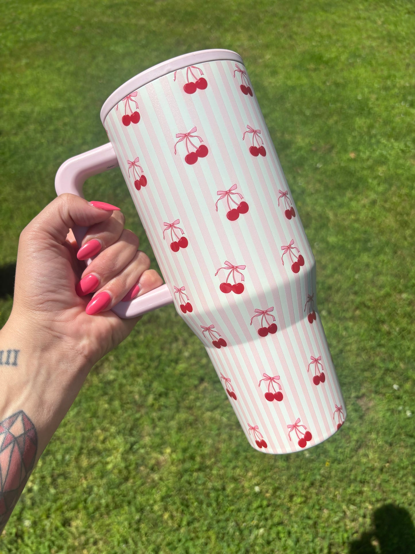 HJ Cherry Traveler 40oz  Limited Edition