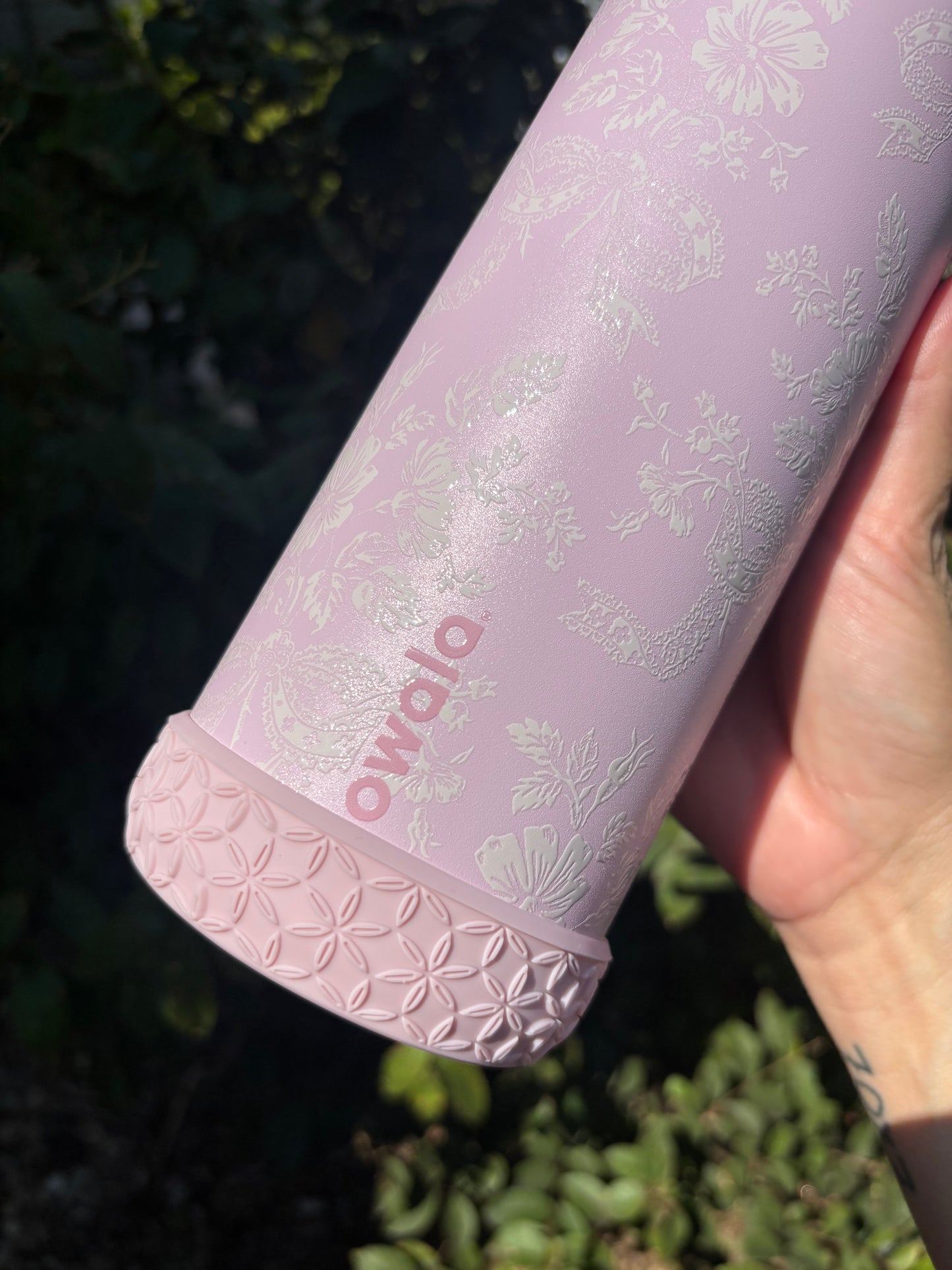 Ribbon Toile Owala 32oz Freesip  Boot Included