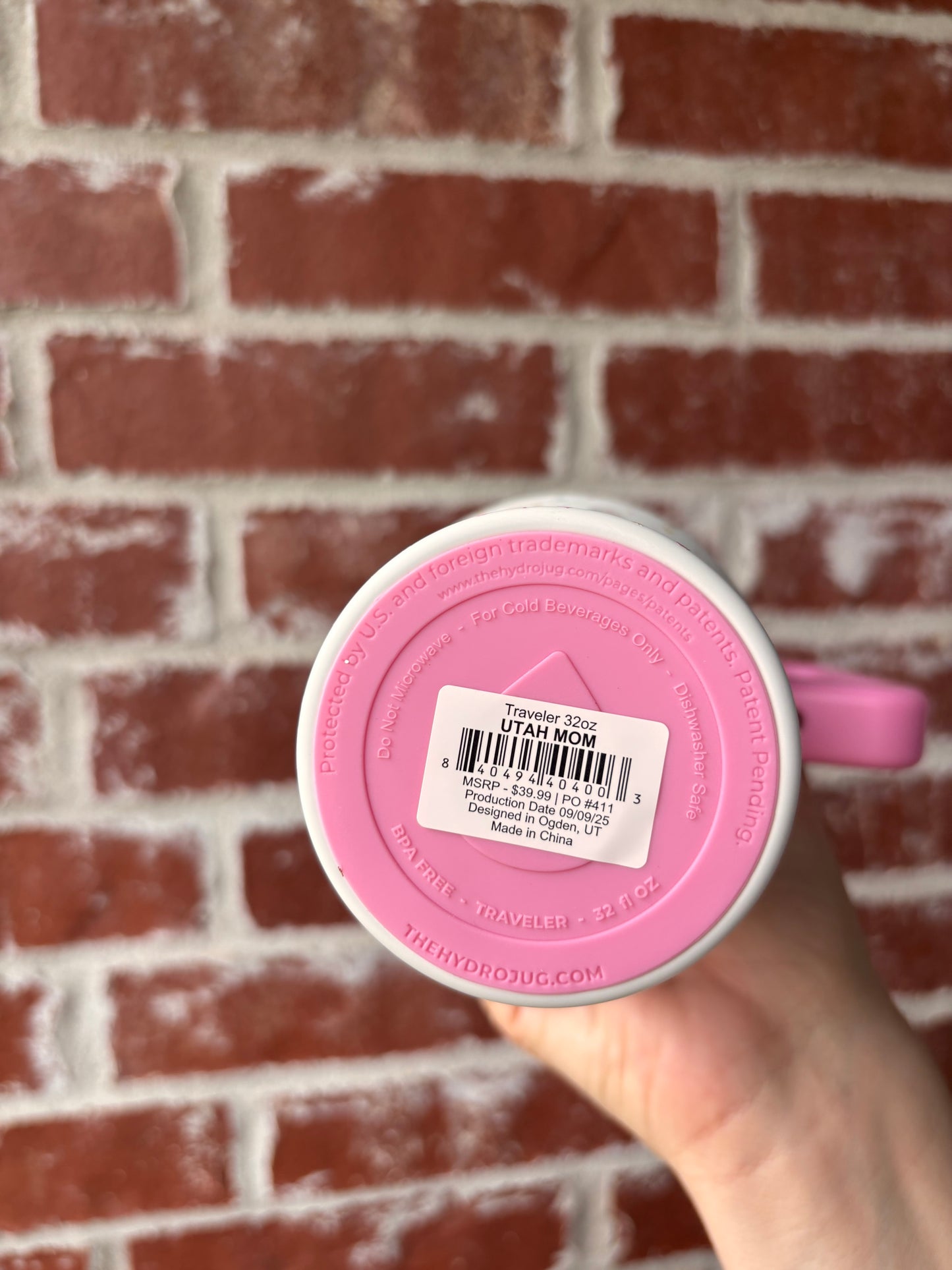UT Mom 32 oz HJ Trav  (discount codes cannot be used on cups or your order will be canceled)