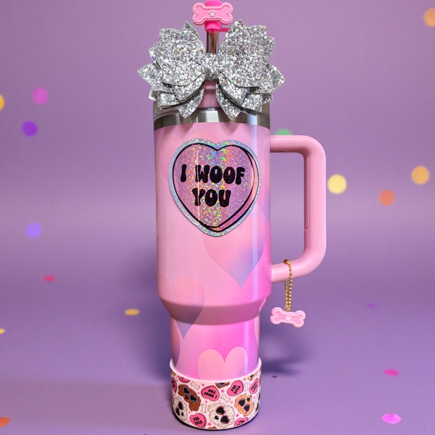 Aimant pour gobelet représentant un Père Noël léopard