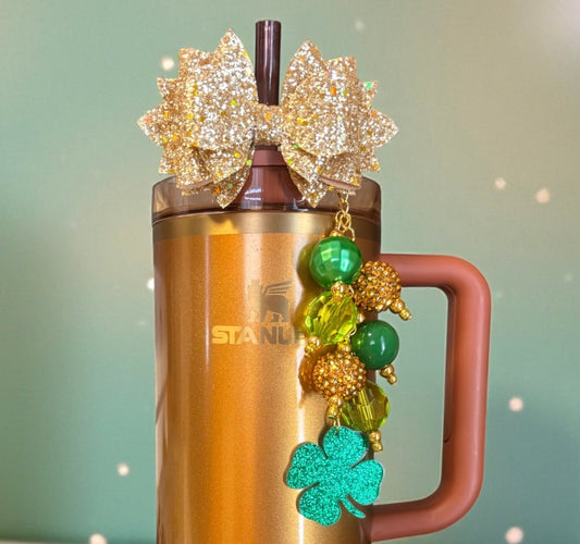 Pendentif en forme de cœur métallique en paille