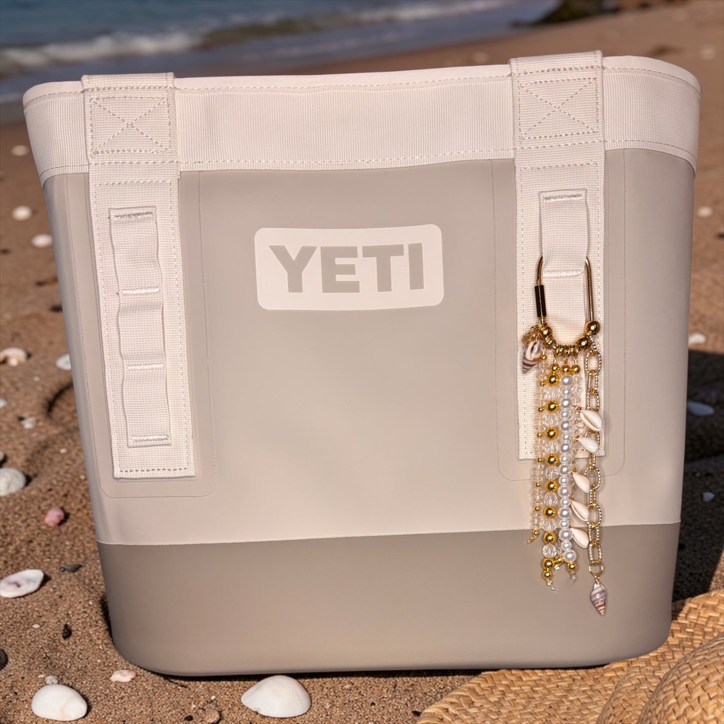 Golden Tide Clip Charm